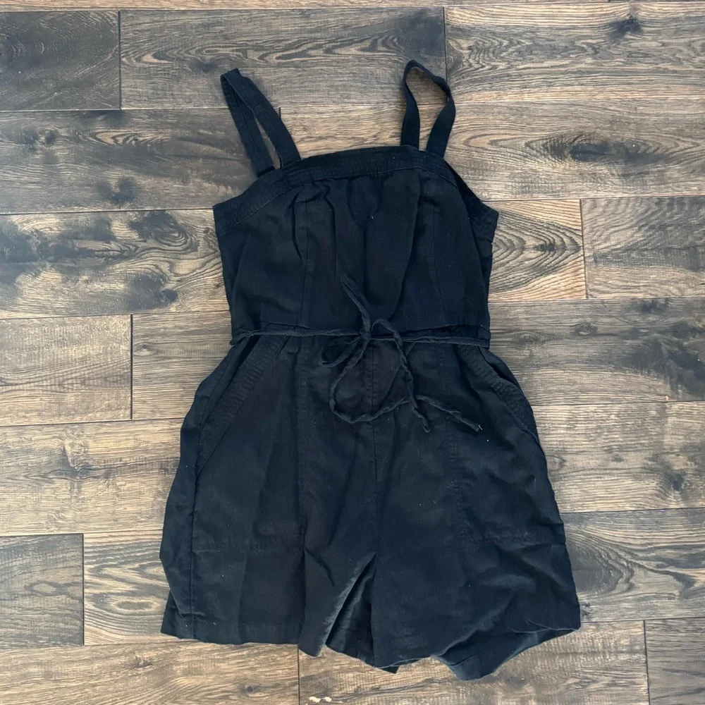 Linen Romper - Picture 1 of 4